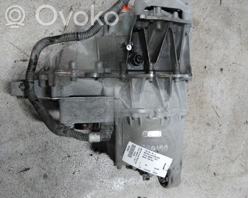 Tesla Model Y Motor vehicul electric 