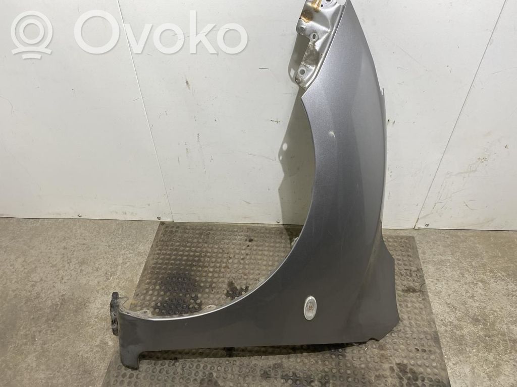 Mazda 3 II Sparnas 