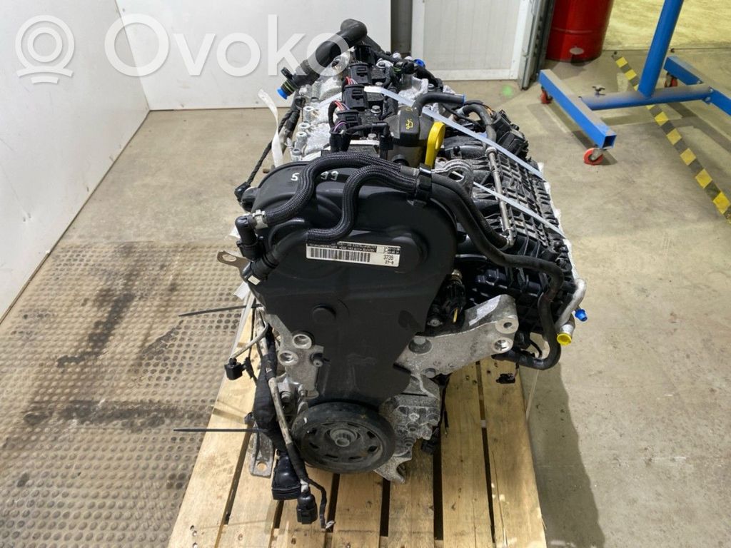 Skoda Superb B8 (3V) Motor 
