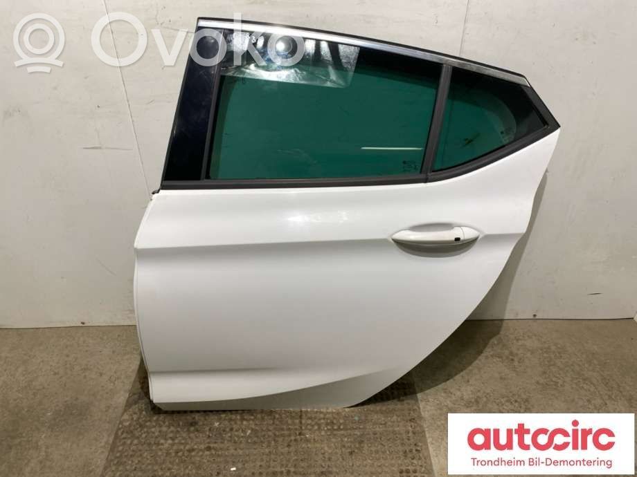 Opel Astra K Puerta trasera 