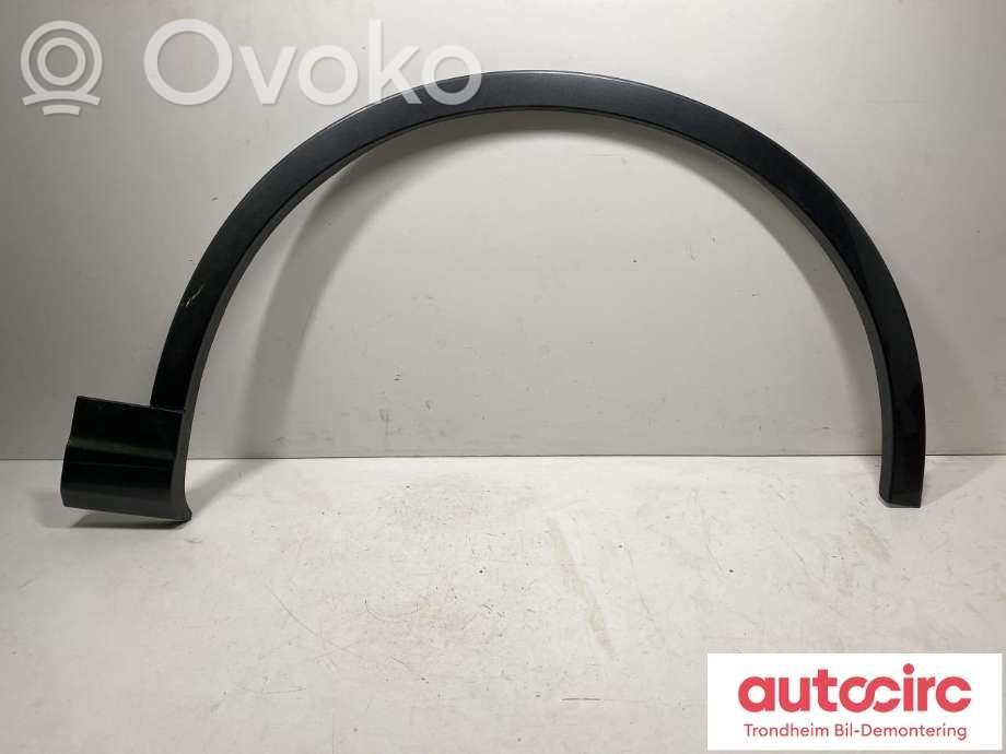 Audi Q7 4M Nadkole przednie 