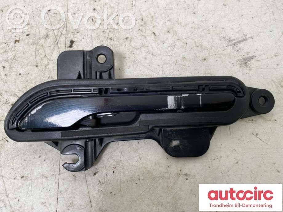 Tesla Model 3 Manecilla externa puerta delantera 