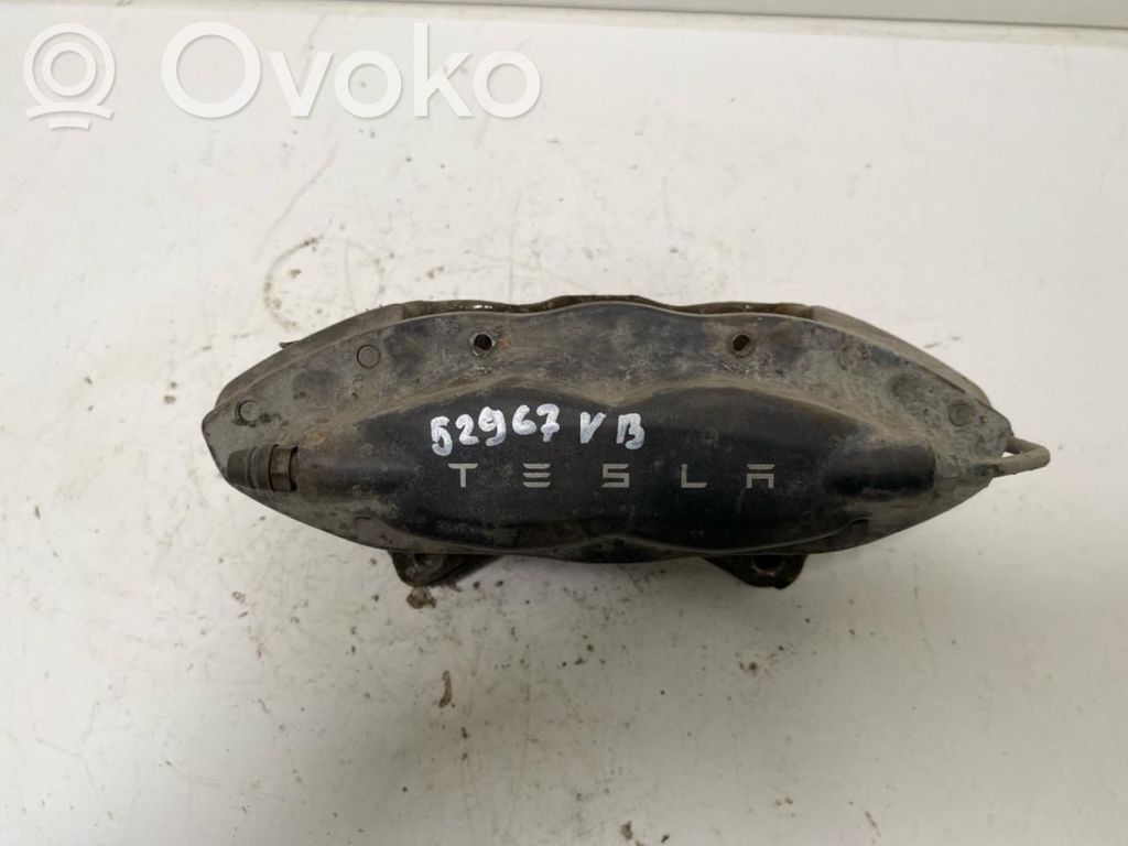 Tesla Model S Задний суппорт 