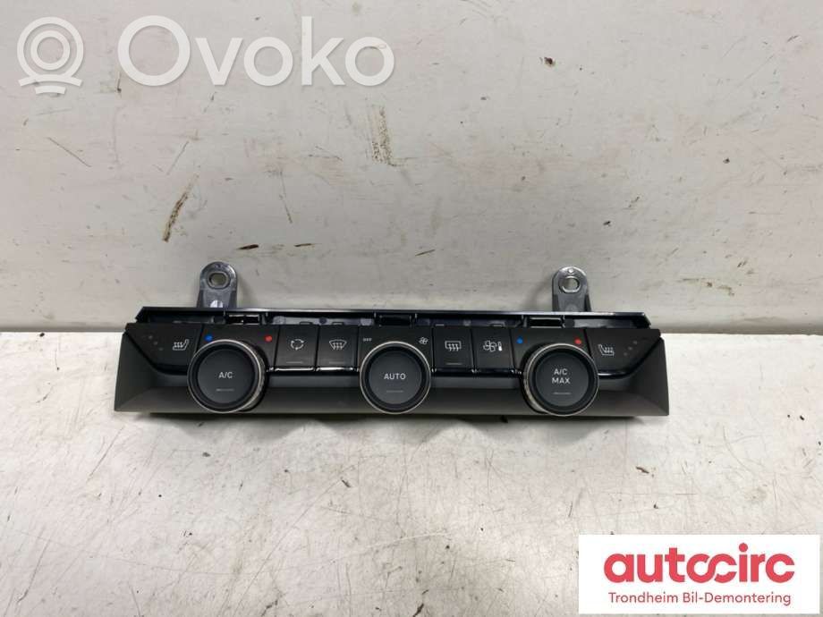 Citroen C4 III e-C4 Console centrale, commande chauffage/clim 