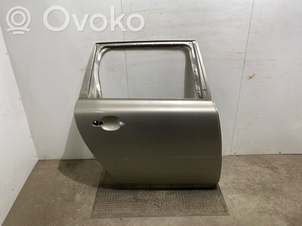 Volvo V70 Puerta trasera 