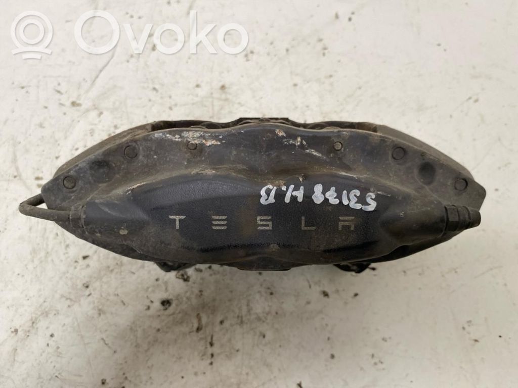 Tesla Model S Задний суппорт 