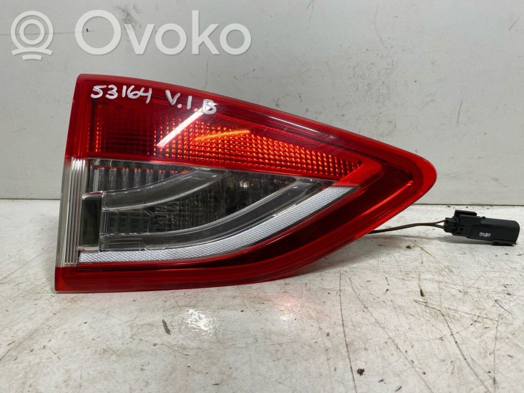 Ford Kuga II Takavalot 
