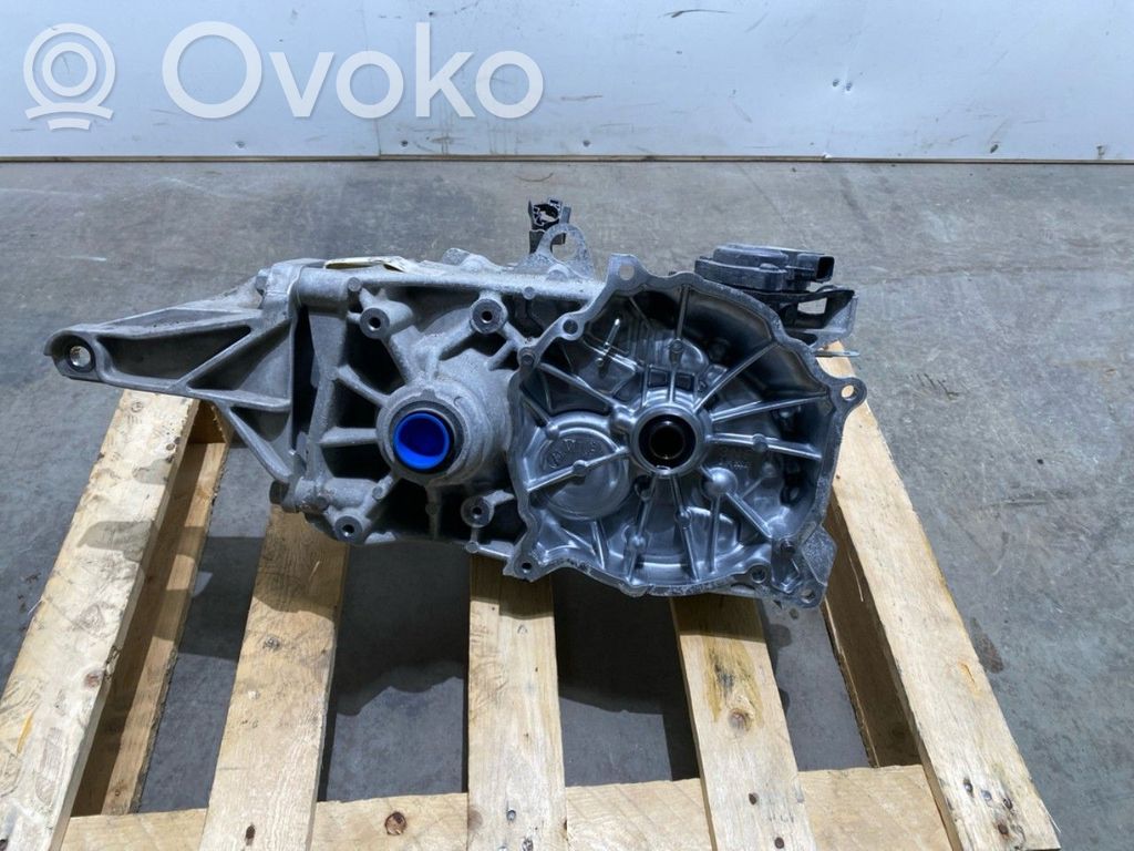 Nissan Leaf II (ZE1) Skrzynia biegów samochodu elektrycznego 