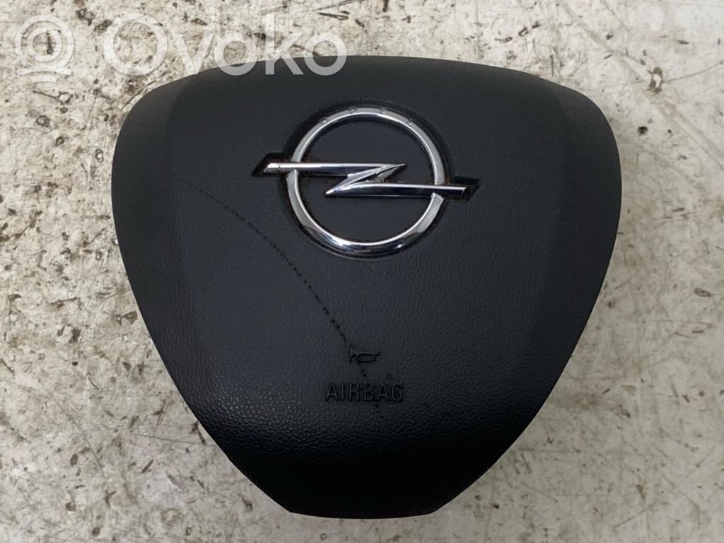 Opel Combo E Steering wheel airbag 