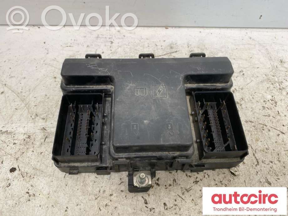 Ford Ranger Juego de caja de fusibles 