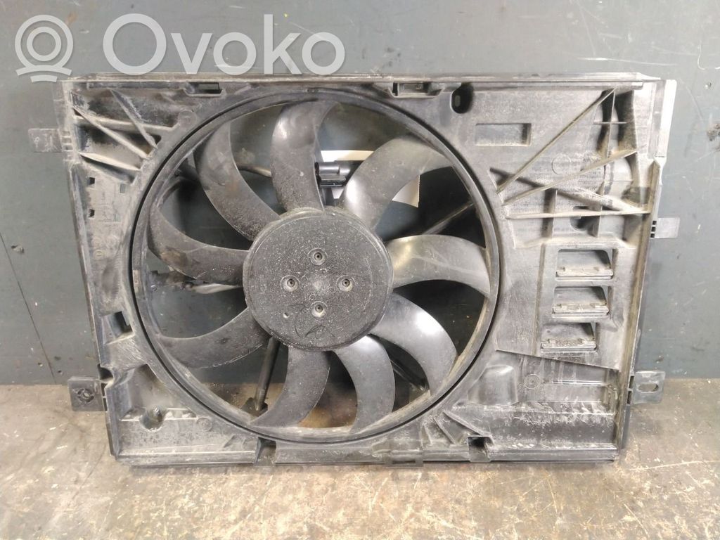 Opel Vivaro Radiator cooling fan shroud 