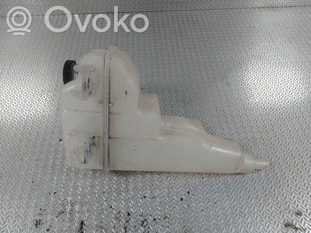 Toyota Hilux VIII Zbiornik wyrównawczy paliwa 