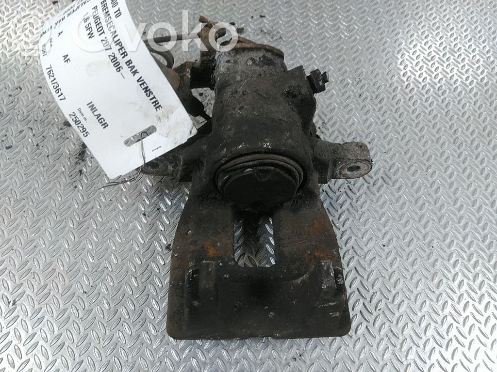 Takajarrusatula   4400T0,4400T0
