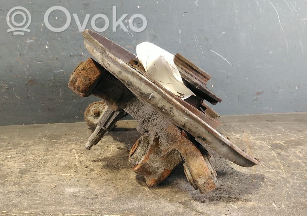 Volvo XC90 Zwrotnica koła tylnego