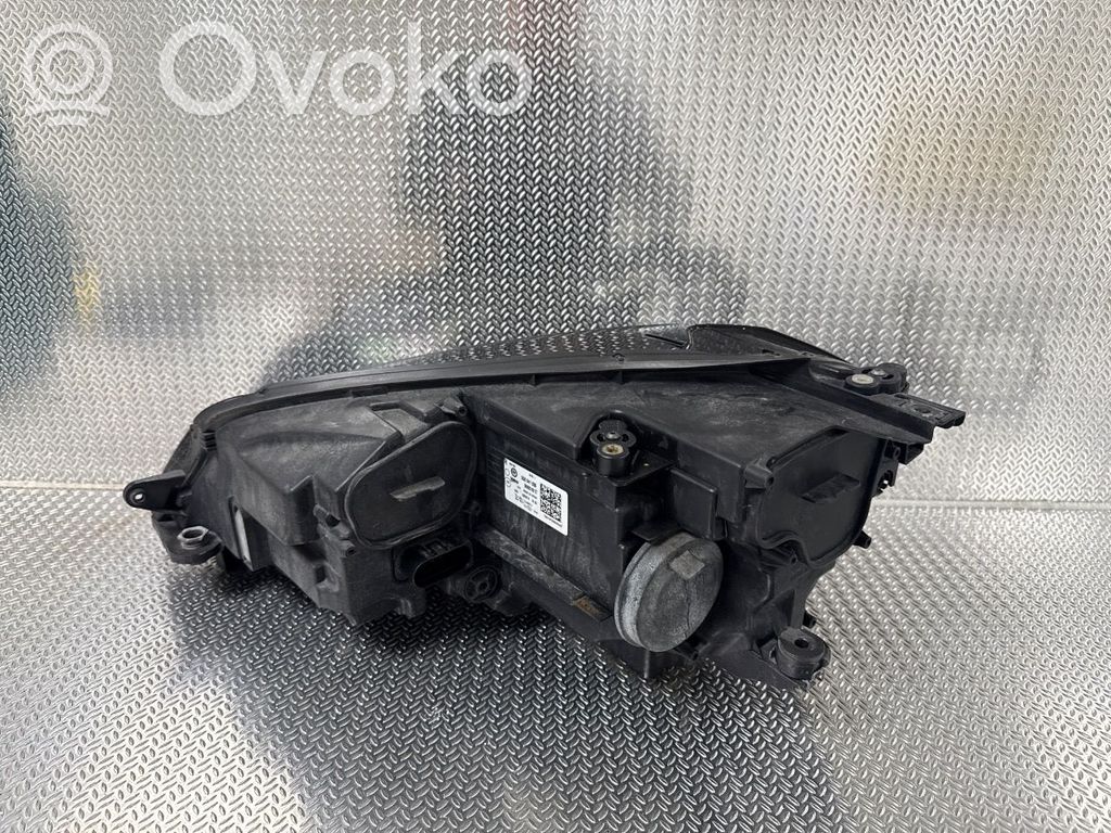 Volkswagen e-Golf Scheinwerfer 