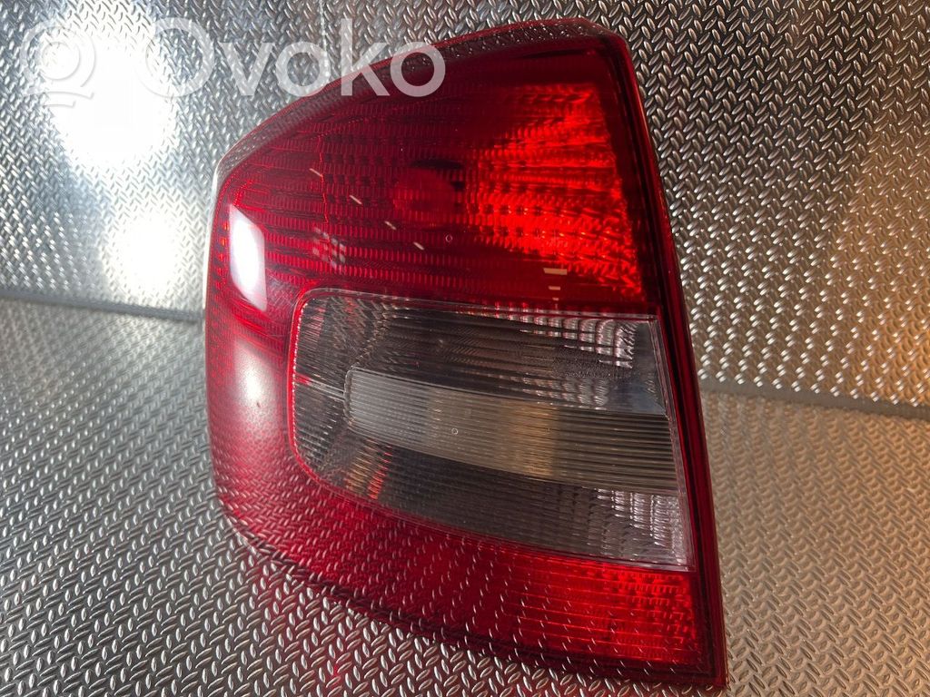 Skoda Octavia Mk2 (1Z) Luci posteriori