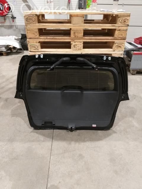 Mercedes-Benz B W246 W242 Tylna klapa bagażnika 