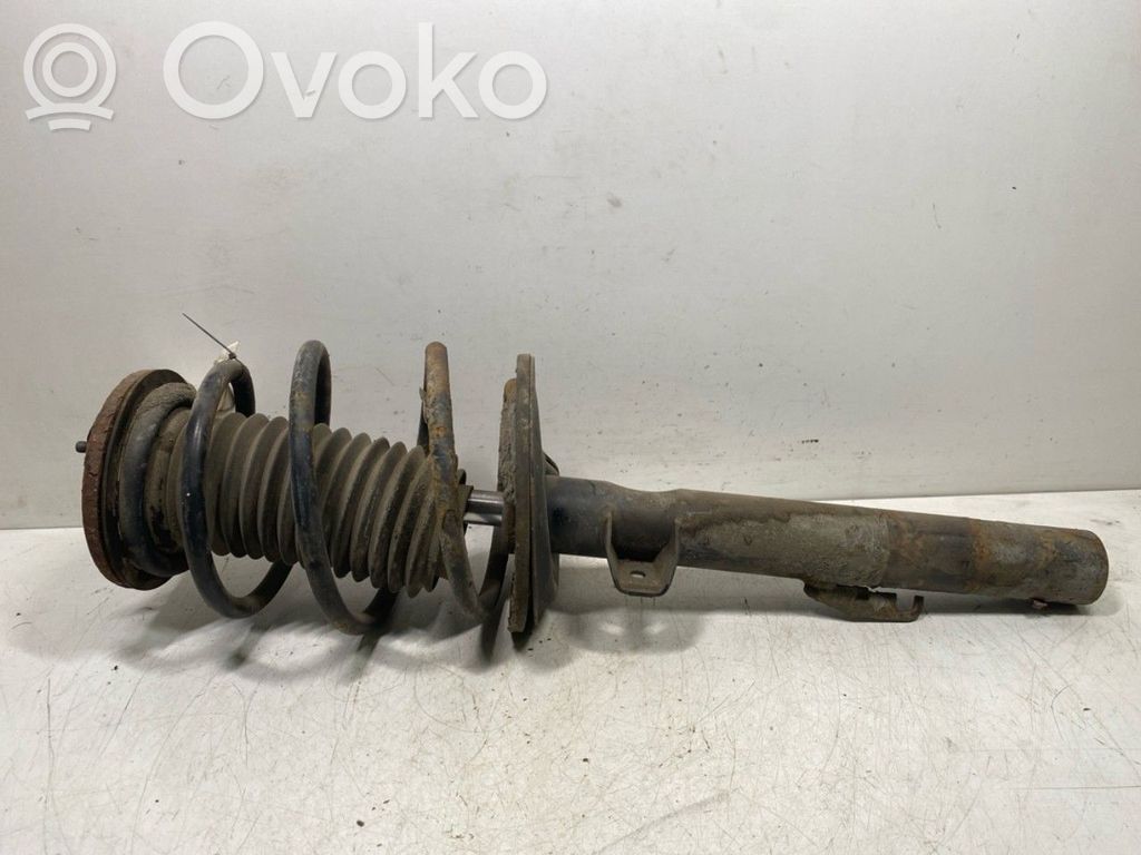 BMW 7 E38 Etuiskunvaimennin kierrejousella 