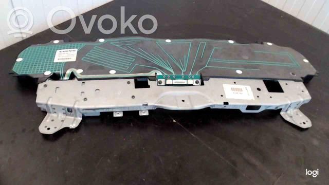 Volvo XC90 GPS-pystyantenni 