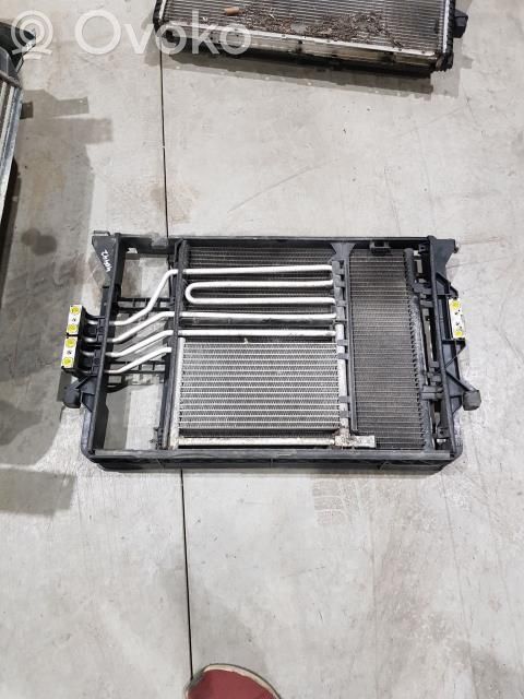 BMW 7 E38 Radiateur de refroidissement 