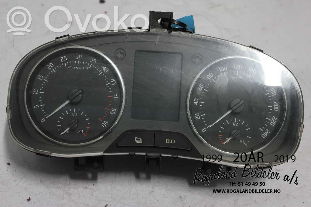 Skoda Fabia Mk2 (5J) Nopeusmittari (mittaristo) 