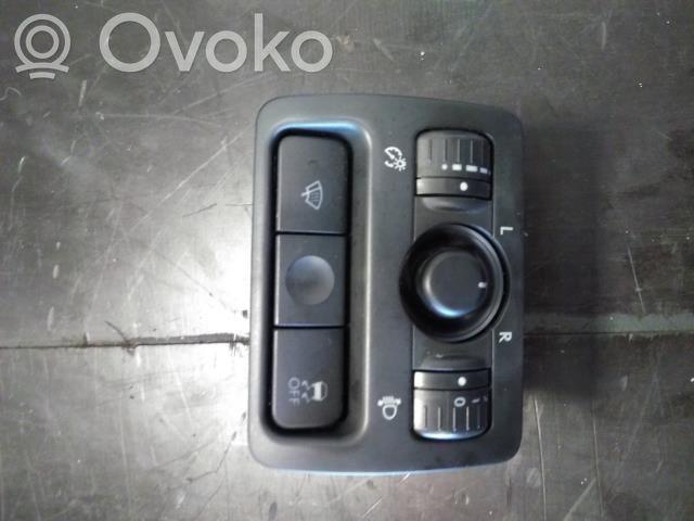 Subaru Outback Wing mirror switch 