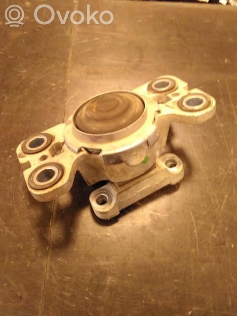Engine mount bracket   8G9N7M121BA00,31316876,31316876,8G9N7M121BA00