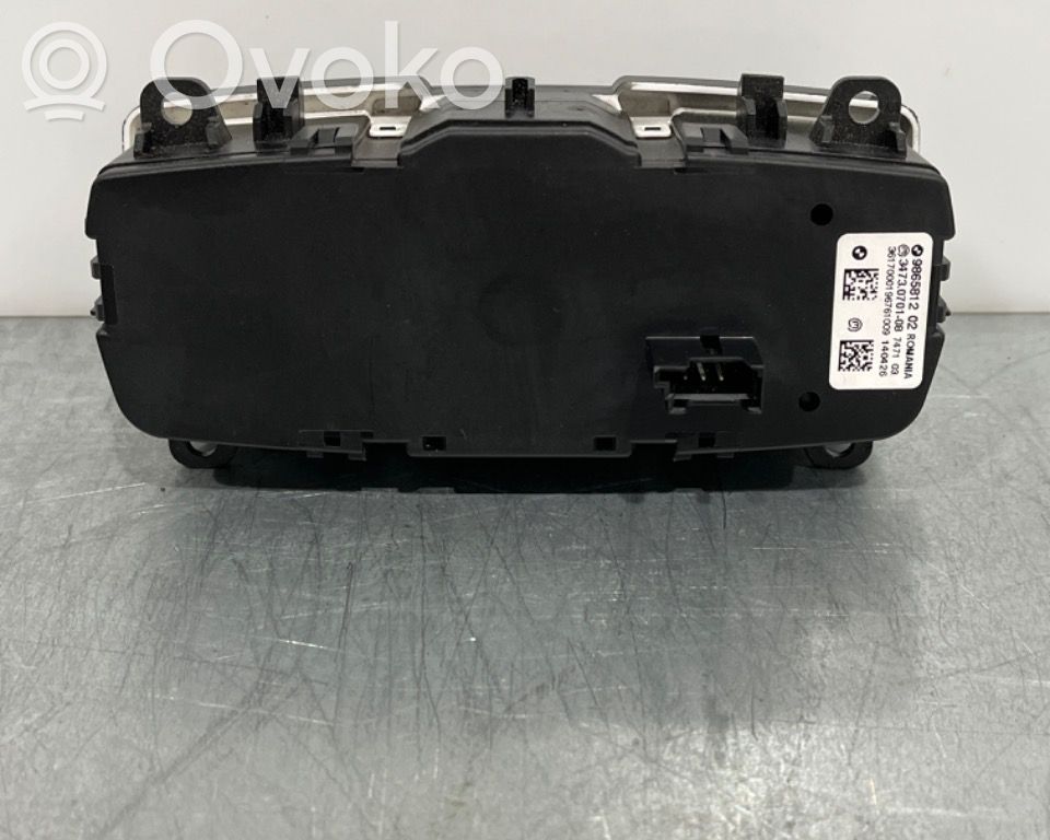 Light switch   61315A254A0,61319865812,61319865812,61315A254A0,61319865812