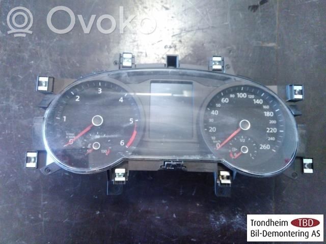Volkswagen PASSAT B8 Vitezometru (grup de instrumente) 