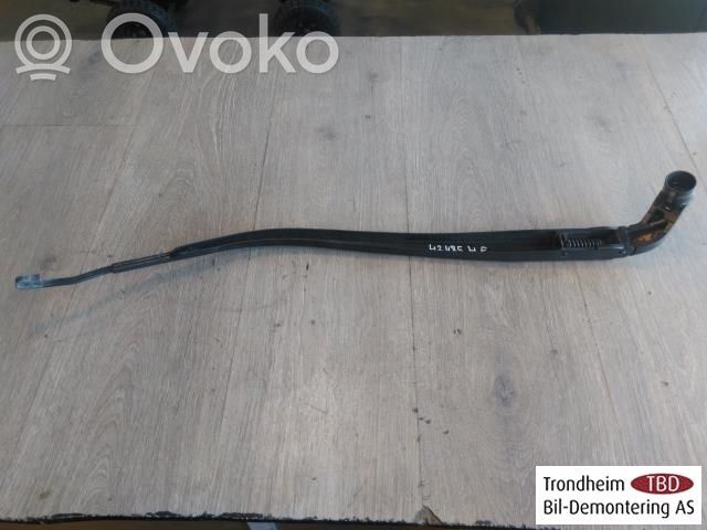 Mazda CX-5 Brazo del limpiaparabrisas delantero 