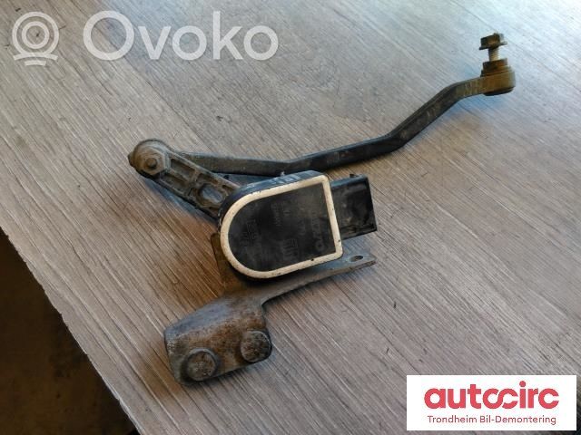 Volvo XC60 Czujnik poziomu zawieszenia pneumatycznego osi przedniej 