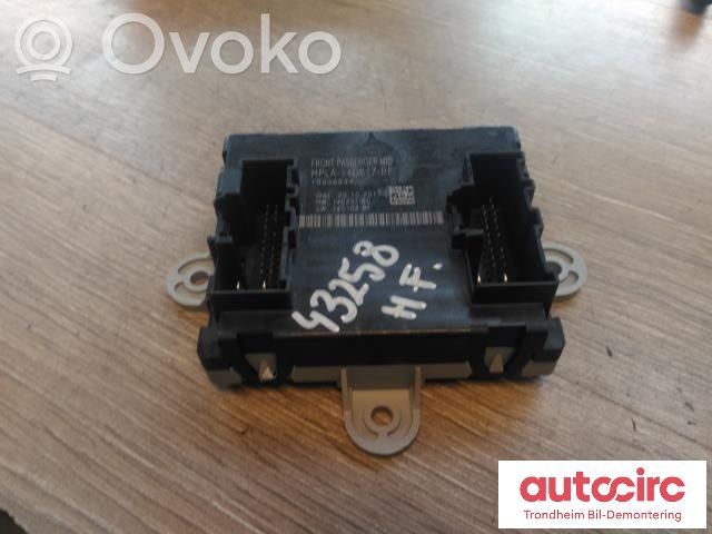 Jaguar F-Pace Door control unit/module 