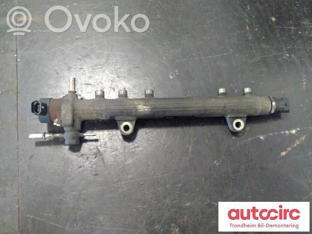Opel Combo C Polttoaineen jakaja 