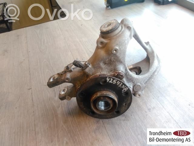 Audi A7 S7 4G Fuso a snodo con mozzo ruota posteriore 