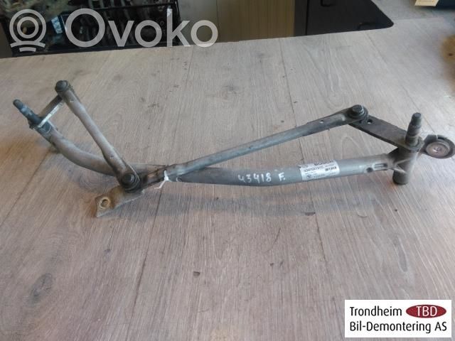 BMW X3 F25 Tiranti del tergicristallo anteriore