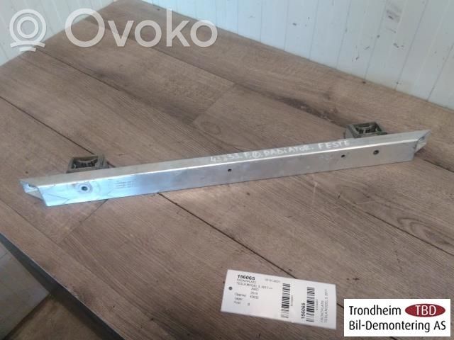 Tesla Model 3 Radiatoru panelis 
