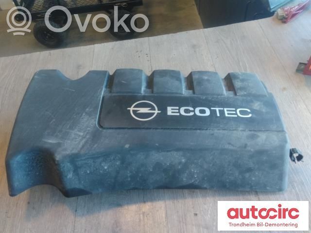 Opel Corsa D Capac protecție motor 