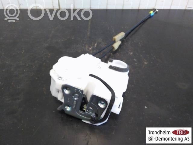 Mitsubishi Outlander Etuoven lukko 
