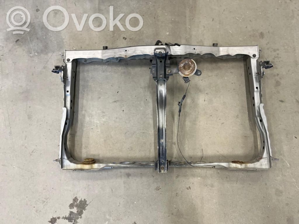 Toyota Auris E180 Панель радиаторов 