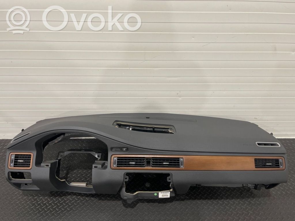 Volvo XC70 Panelė 