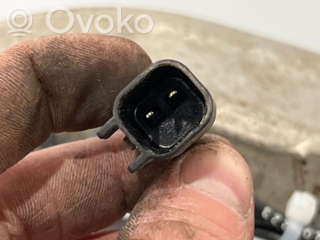 Tesla Model 3 Fuso a snodo con mozzo ruota anteriore