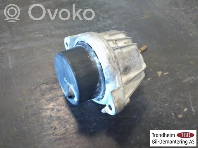 BMW 3 E90 E91 Supporto di montaggio del motore 