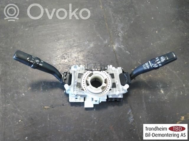 Toyota Land Cruiser (J120) Interruptor de control multifunción 