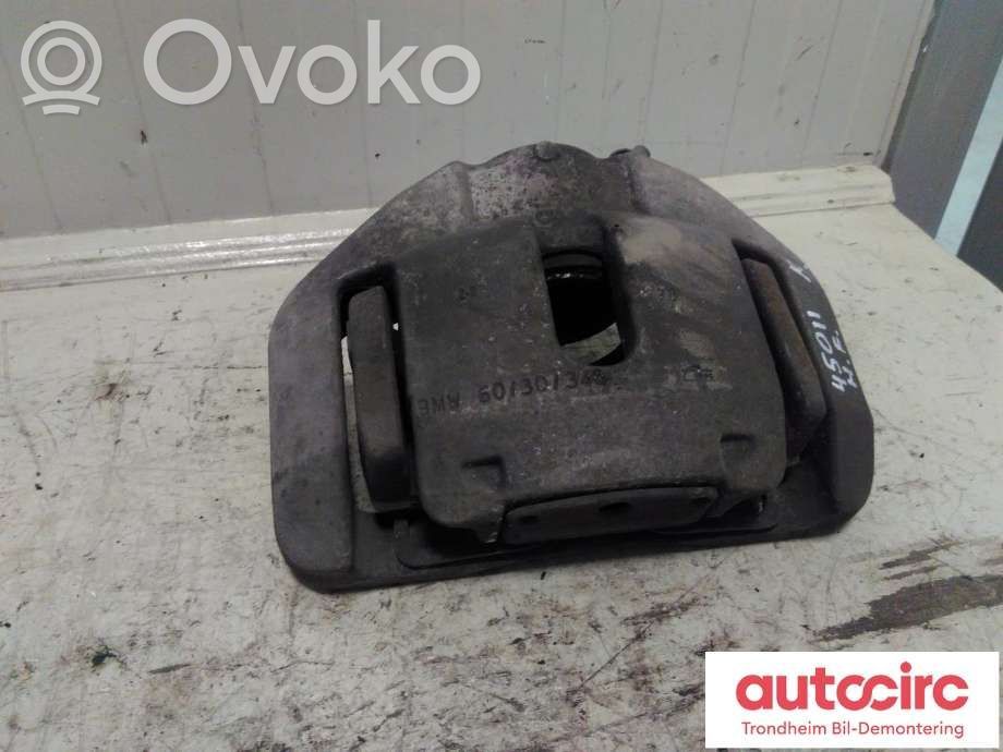 BMW 6 E63 E64 Priekinis suportas 