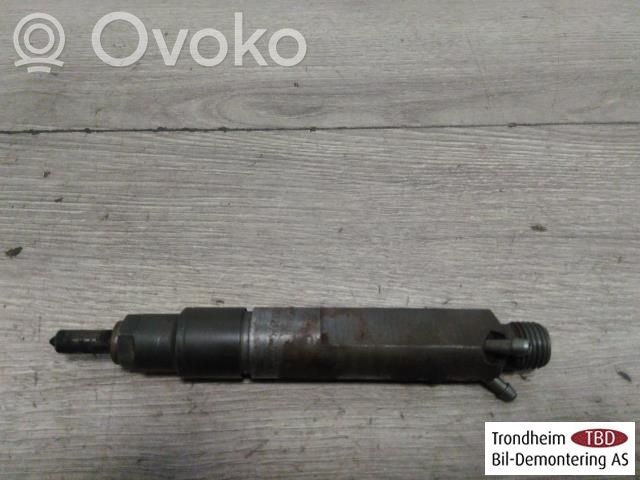 Volkswagen Golf IV Injector combustibil 