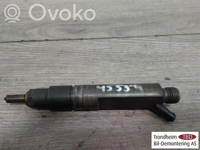 Volkswagen Golf IV Injector combustibil 