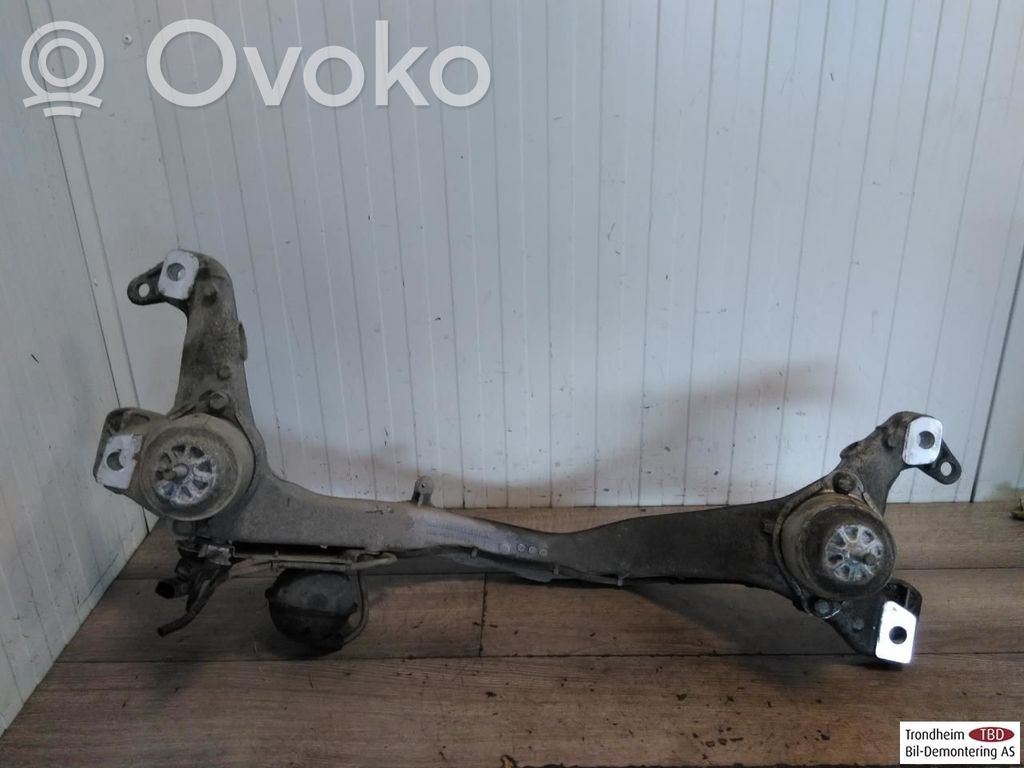 Porsche Cayenne (92A) Suport tampon motor 