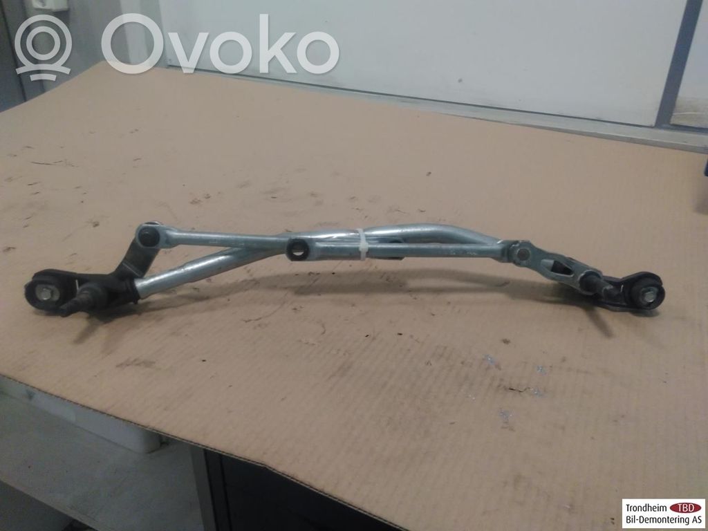 Peugeot 208 II Articulație ștergător față