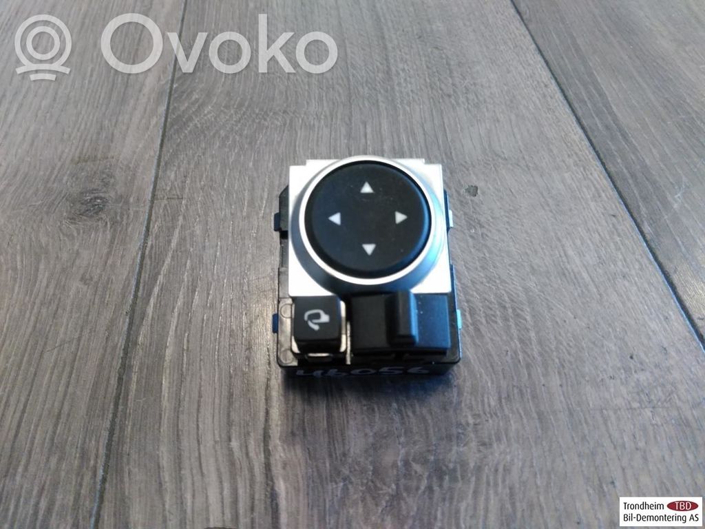 KIA Soul Interruptor del espejo lateral 