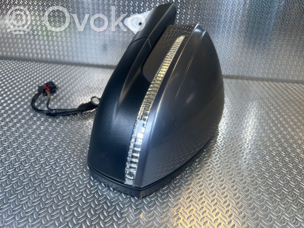 Audi Q4 e-tron Spogulis (elektriski vadāms) 